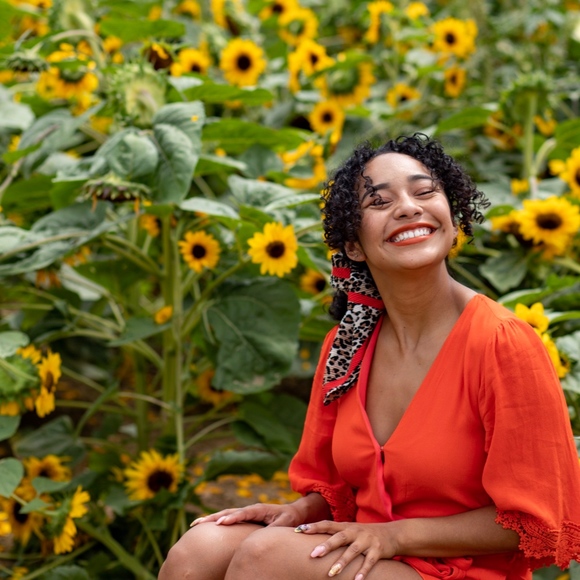 Meet your Posher, Crista - Picture 1 of 1